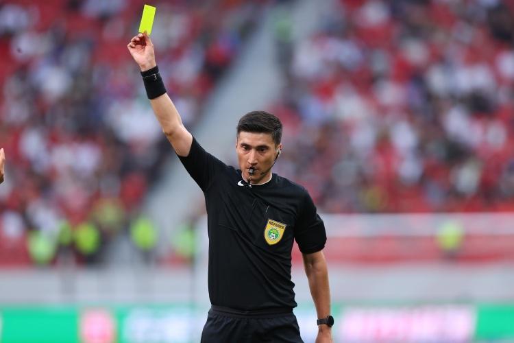 麦麦提江本, 区内手球之