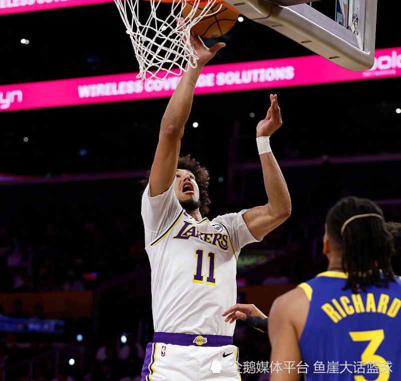 里夫斯, 现不少的失, 士球员